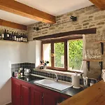 Casa vacanze Spacious Langhe Vacation Family House With Large Garden - Nocciolina *