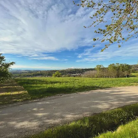 Spacious Langhe Vacation Family House With Large Garden - Nocciolina *