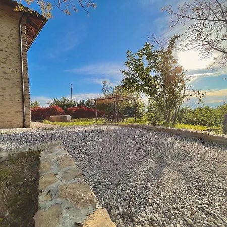 Spacious Langhe Vacation Family House With Large Garden - Nocciolina *