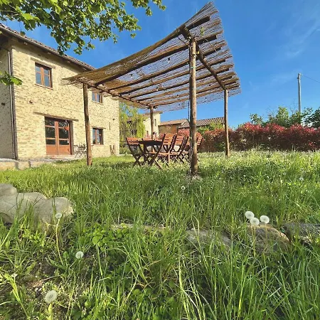 Spacious Langhe Vacation Family House With Large Garden - Nocciolina