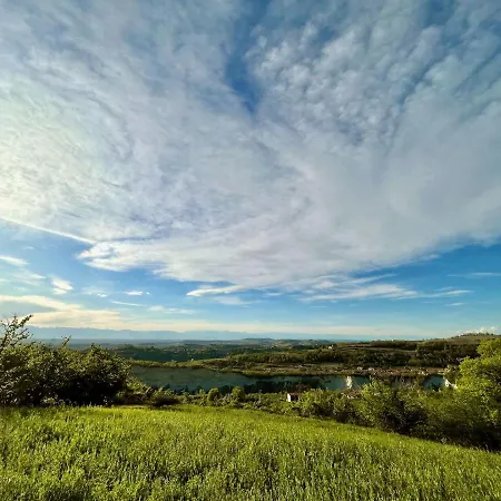 Casa de Férias Spacious Langhe Vacation Family House With Large Garden - Nocciolina