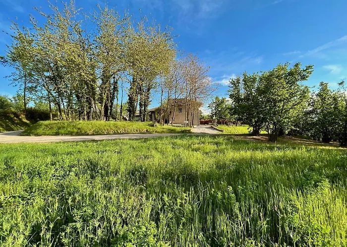 Holiday home Spacious Langhe Vacation Family House With Large Garden - Nocciolina *