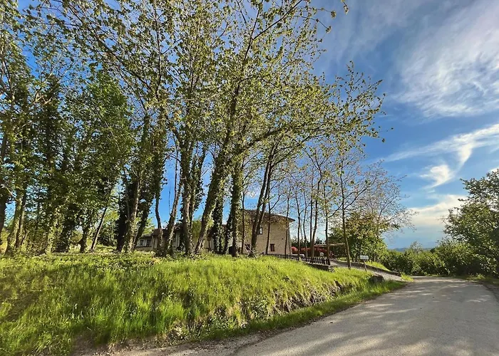 Spacious Langhe Vacation Family House With Large Garden - Nocciolina