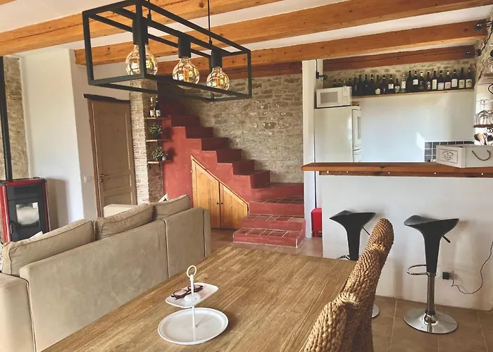 Spacious Langhe Vacation Family House With Large Garden - Nocciolina Tatil Evi